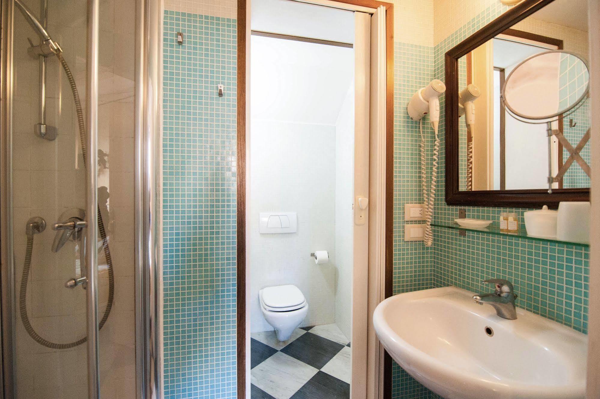 Bed and Breakfast 3749 Pontechiodo Венеция Экстерьер фото